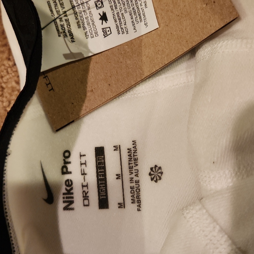 🌟2/$20🌟Nike Kids Leggings in White and Black Size M - Picture 9 of 13